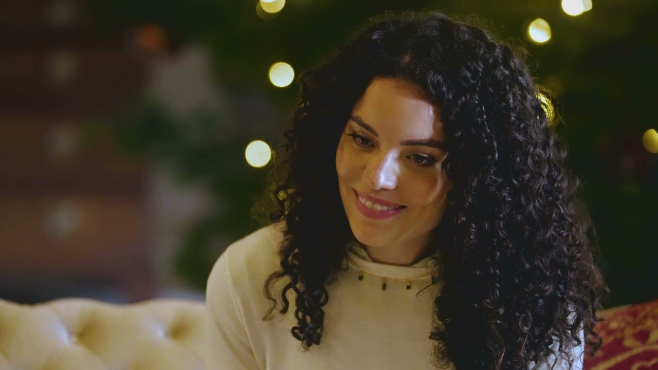 A Merry Royal Christmas Trailer